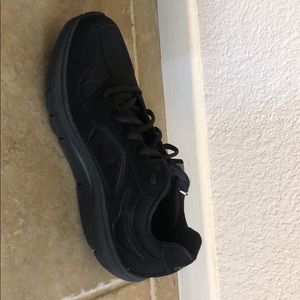 Abeo Antrim 8.5 Black shoes/worn once
